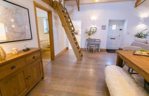 Llanfaethlu House | Daisy Moo