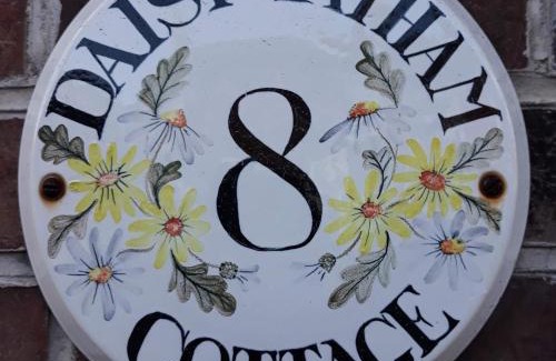 Rye House | Daisy Tatham Cottage