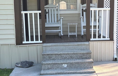 Jacksonville House | Daisy’s PlacenCozy cottage three bedroom located in the heart of Jacksonville
