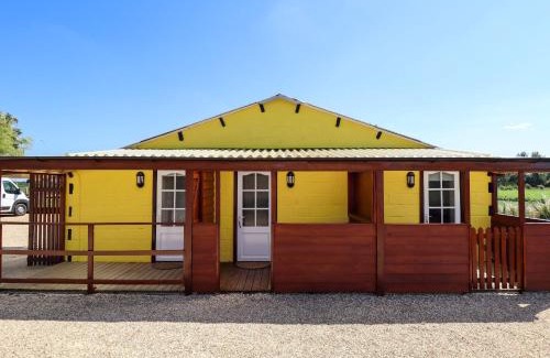 Dogdyke House | Dakota