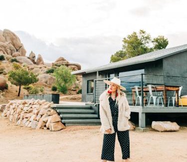Pioneertown House | Dakota Haus By The Cohost Company