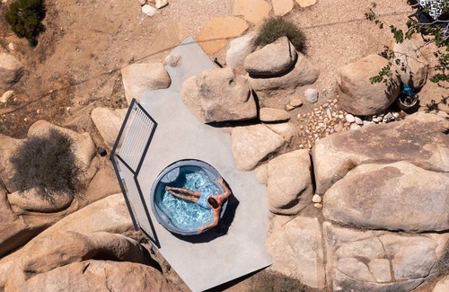 Yucca Valley House | Dakota Haus: Panoramic Boulder Views