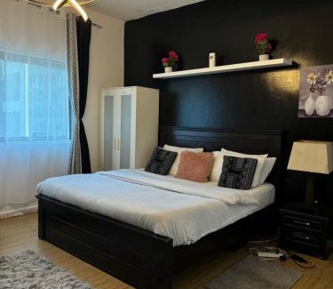 Al Nahda House | DALA MASTER Bedroom En-suite