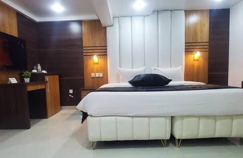 Gwarinpa Estate Hotel | Dalchifit Suites
