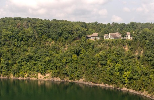 Burkesville Resort | Dale Hollow Lake State Resort Park