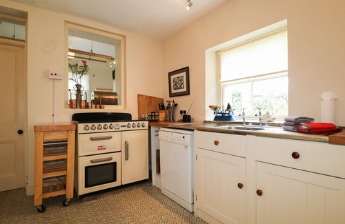 Lorton Cottage | DALE HOUSE, pet friendly, character holiday cottage in Lorton