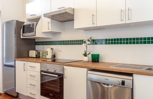 Kalk Bay Apartment | Dalebrook Place - Unit 6