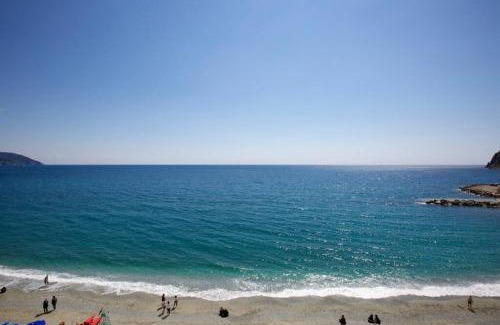 Cinque Terre Apartment | Dall alba al tramonto