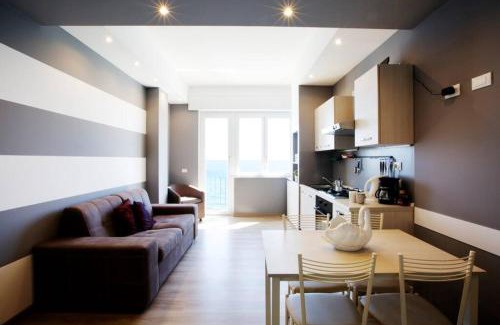 Cinque Terre Apartment | Dall alba al tramonto