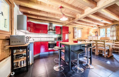 Morzine Ski Chalet | Dalle Cachee: Typical and charming chalet 4 bedroom/2 bathroom