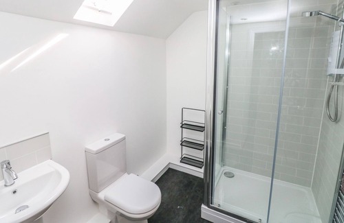 Llansaint House | DALTON COTTAGE, pet friendly, character holiday cottage in Llansaint