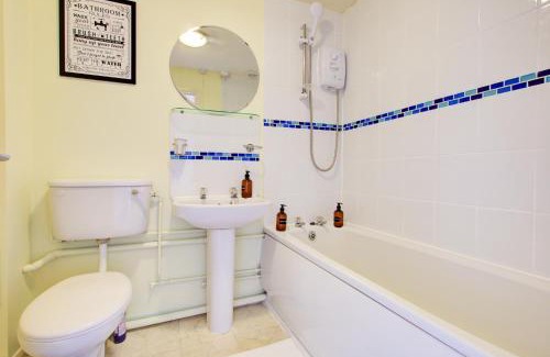 New Cross Apartment | Dalton Plaza