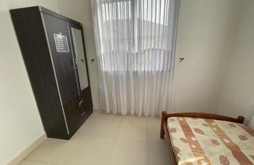 Gua House | Damai d' Bachok Homestay 3 Bedrooms - Half Bungalow house