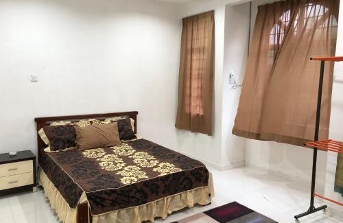 Kampung Pengkalan Maras House | Damai Homestay Kuala Terengganu