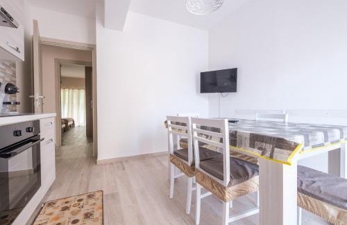 Province of Messina Apartment | Damilhouse 4