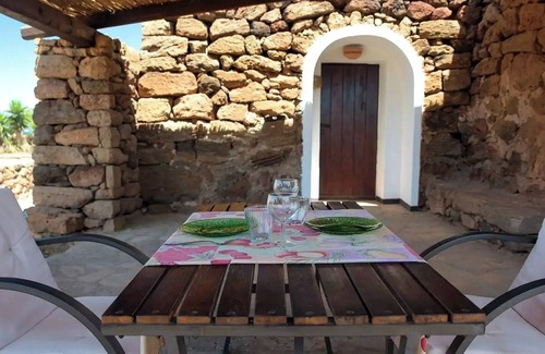 Pantelleria Apartment | Dammuso Alcove