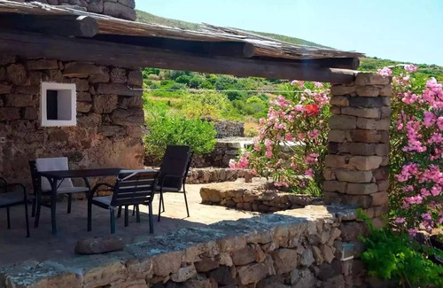 Pantelleria Apartment | Dammuso Alcove