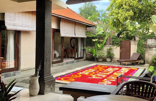 Penestanan Villa | Dana's Place Private Villa