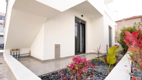 Paralia Ofryniou Apartment | Danai D Apartment Ofrynio Beach