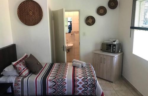 Phalaborwa Apartment | Danamara Garden Studios