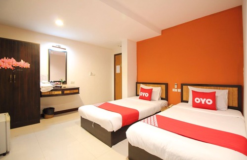 Talat Yot Hotel | Dancentre Pannee Lodge Khaosan SHA Plus