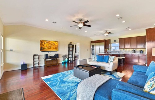 Indian Beach House | Dancing with Waves | 3 bedrooms 2 baths | by Rose