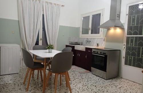 Leonidio Apartment | Danesi House