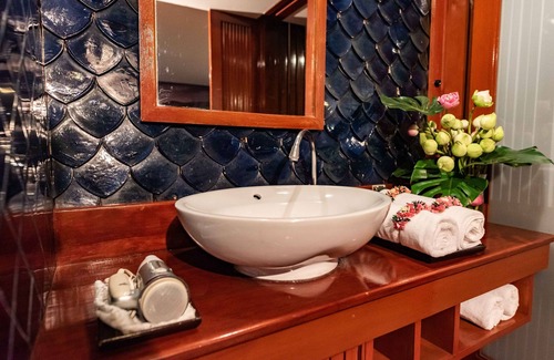 Talat Yot Hotel | Dang Derm Khaosan