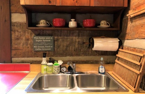 Luray Apartment | Daniel Boone Cabin RPC