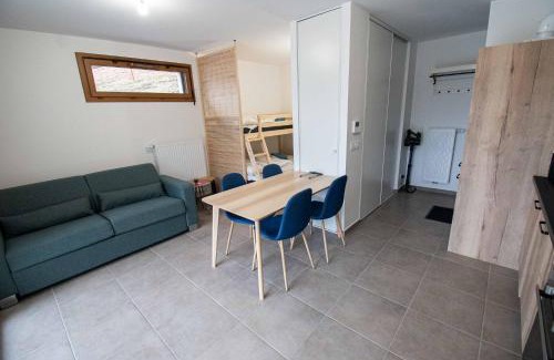 Saint-Jean-dʼAulps Apartment | Dans résidence neuve LE SNOW ROC sur les pistes, grand studio cosy 5 pers avec terrasse panoramique, SAUNA, WIFI