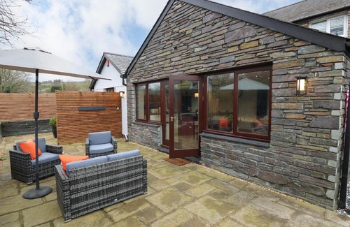 Bow Street House | Dant Y Llew