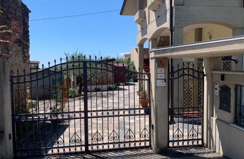 Castelnuovo Magra Apartment | Dante
