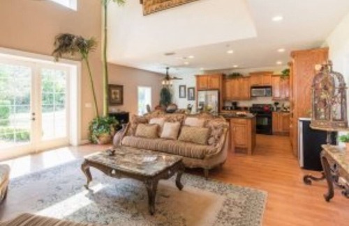 Geneva House | Danville Family Vacation House is the perfect place to base your vacation.