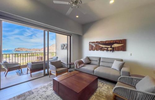 Loreto House | Danzante Bay Oceanfront 2 BR Beach & Golf