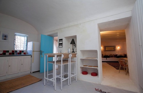 Erriadh House | Dar Nejma - Djerbahood
