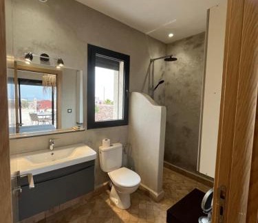 Moulay Bouzarqtoune House | Dar'S