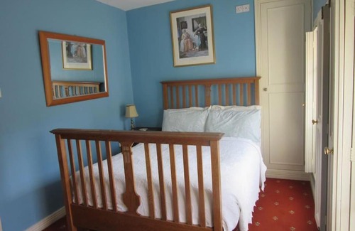 Londonderry House | Darcus Cottage