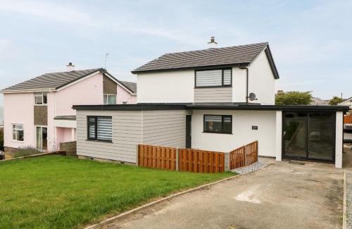 Cemaes Bay House | Daresfield