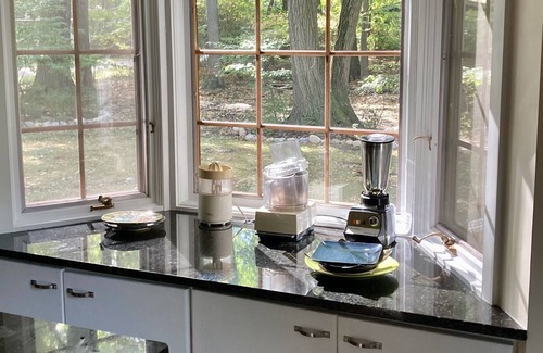 Michigan City Cabin | Darling 3bdrm 2ba cabin on acre; .5 to lake Min. 30 days