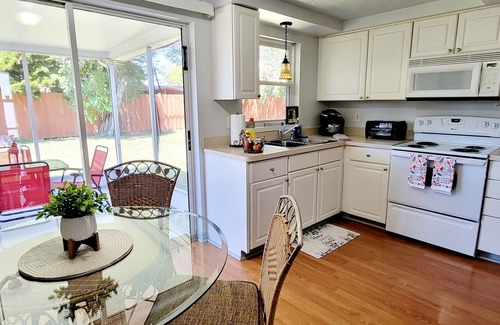 Tahitian Homes House | Darlington Beauty Near Beaches