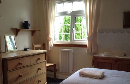 Invermoriston Cottage | Darroch View Cottage