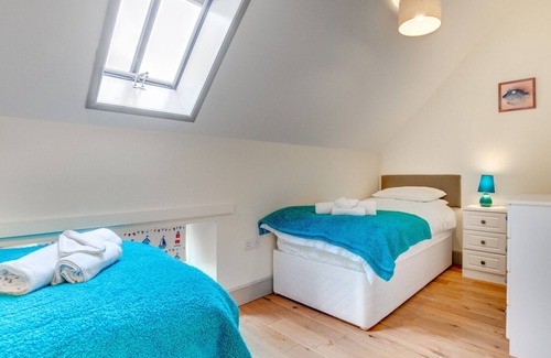 Liverton House | Dart Cottage - Three Bedroom House, Sleeps 6