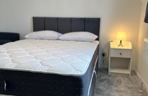 Dartford Apartment | Dartford Luxurious House with Parking - Netflix - Wi-Fi