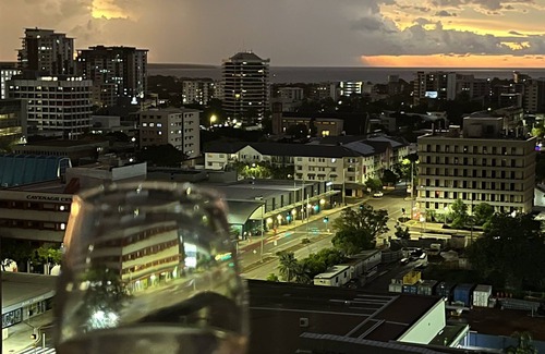 Darwin City Centre Apartment | Darwin City Hotel Suite with Sea View & Balcony