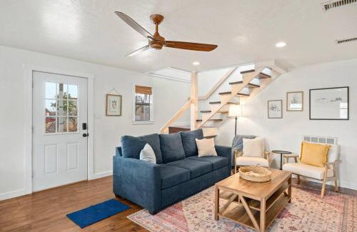 Fredericksburg House | Das Grun Haus With Private Hot Tub