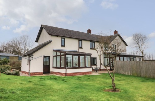 Brayford Cottage | Dassel Cottage