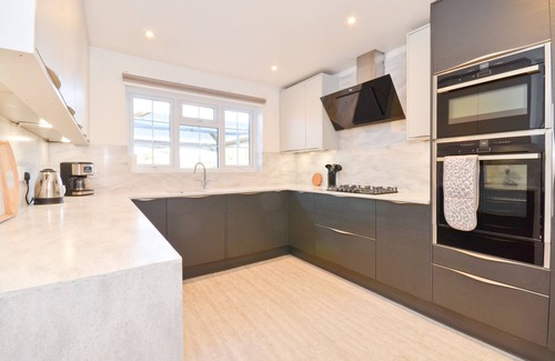 Cowes Ski Chalet | Dassia