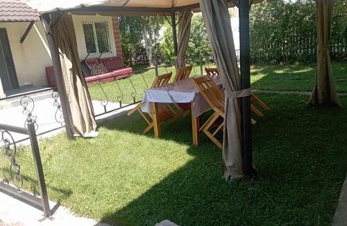 Cholpon-Ata House | Dastan