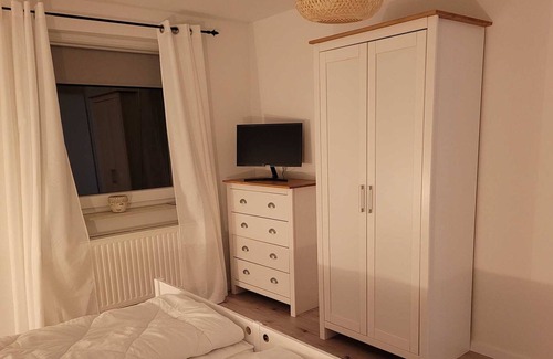 Drochtersen Apartment | Dat ole Faehrhus - Dat ole Fährhus