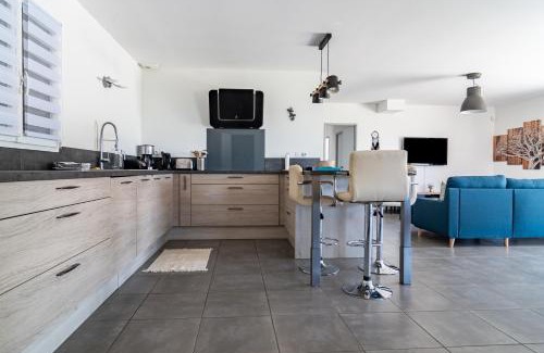 Aups House | Dathona - Charmante maison avec piscine est jardin